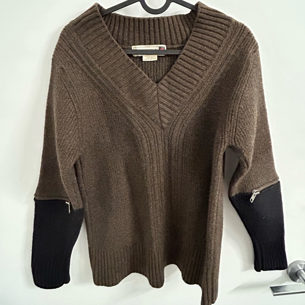 Zara novelty sweater unisex, rarely worn